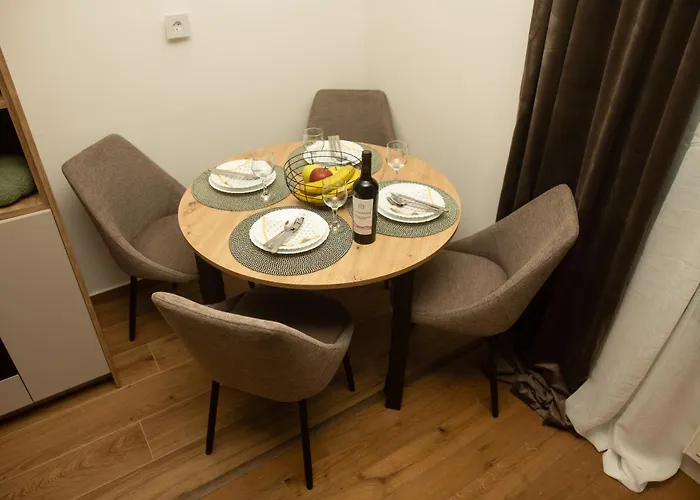 Bella The Petica Apartment *